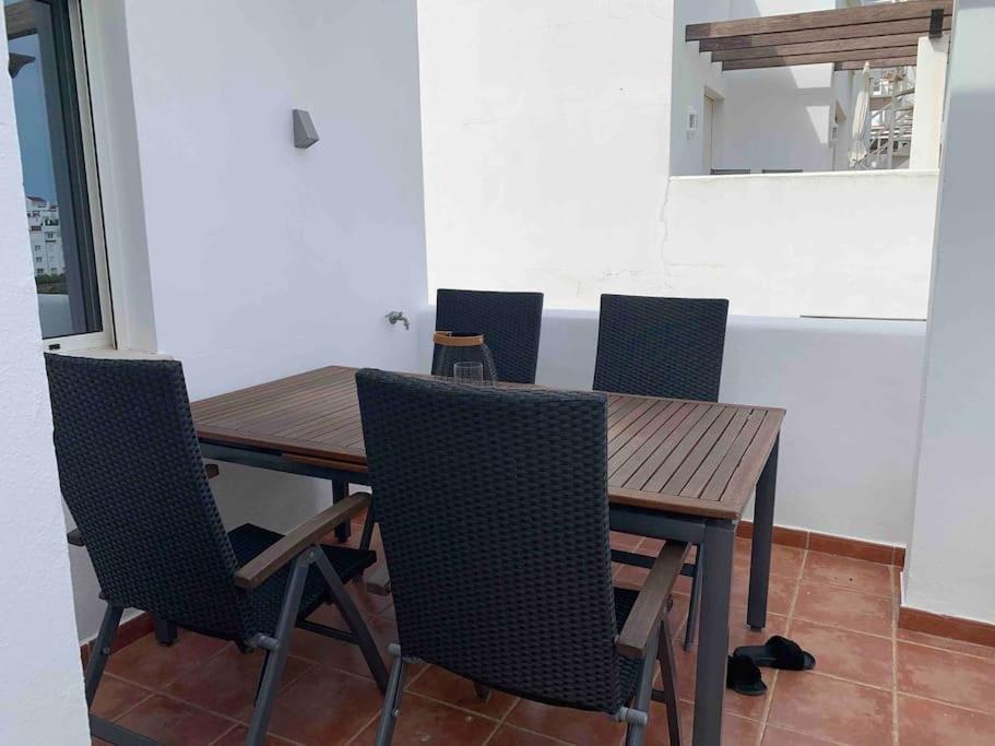 Penthouse Seaview And Golf Valle Romano Estepona Exterior foto